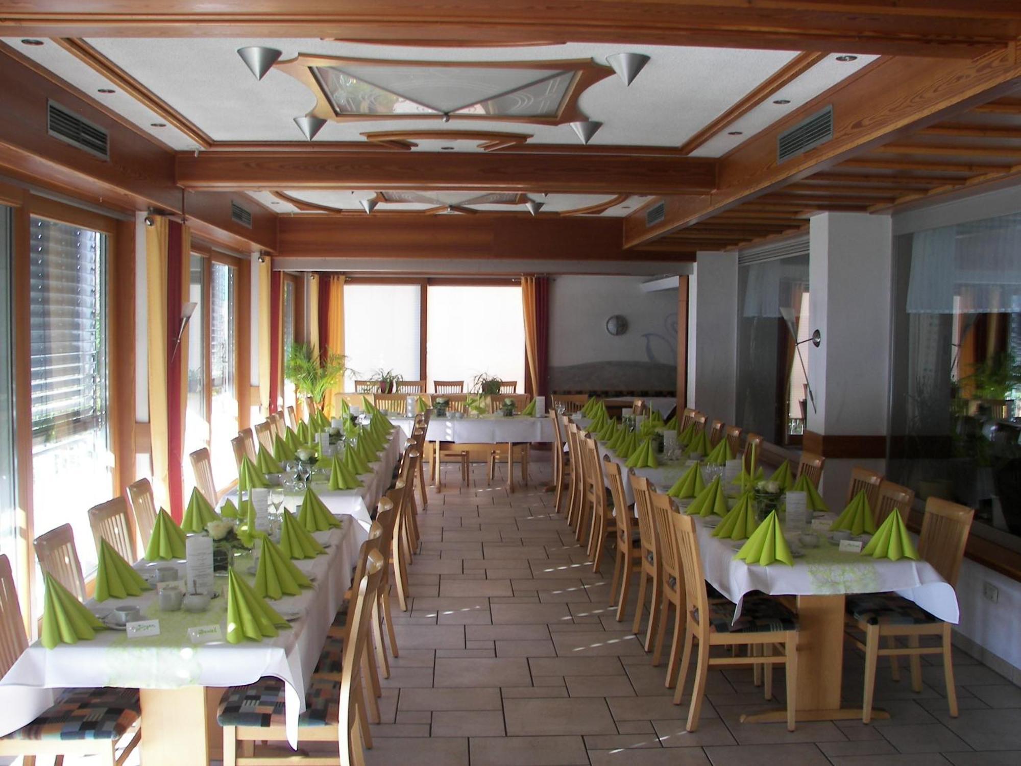 Gasthof Zum Schwanen Kleinostheim Extérieur photo